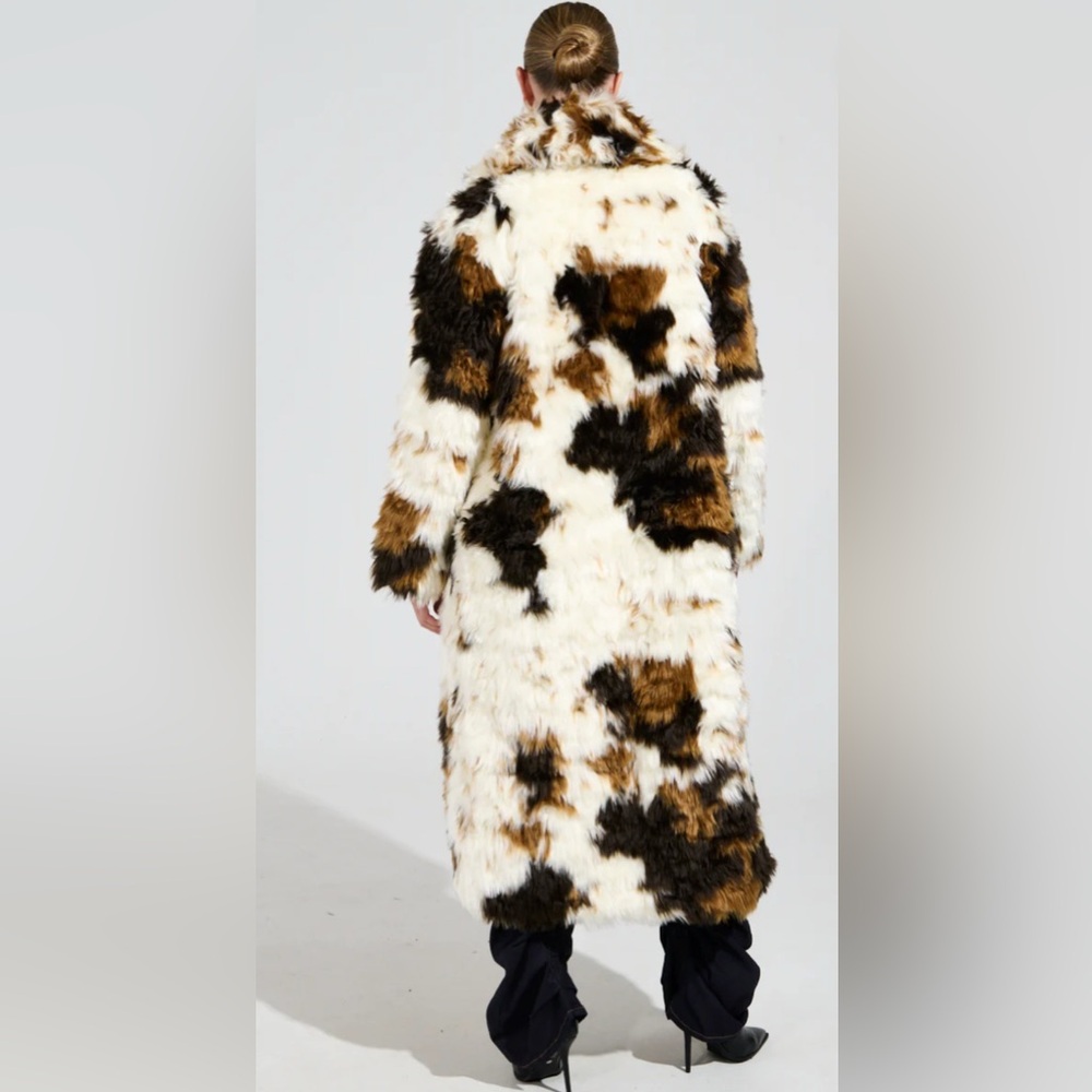 BRONX FAUX FUR COAT - L/XL 
Price is firm. - Picture 4 of 4
